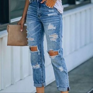 VICI Chrissy high rise distressed boyfriend jeans size 9
